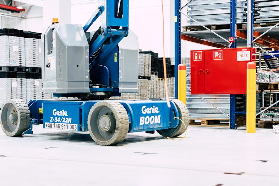 Stălpi de protecție pentru hidrant – Vitesco Tehnologies